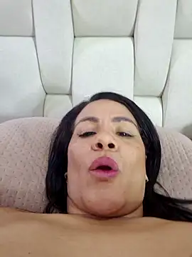 karla-bruni Chat XXX live
