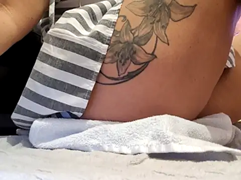 sweethotmilf888n Live XXX chat