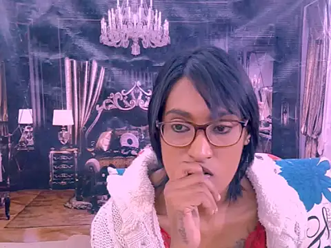 Czat XXX na żywo – IndianRebel4u2Luv