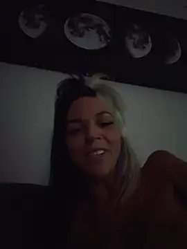 lil_jiggly's Live XXX Chat