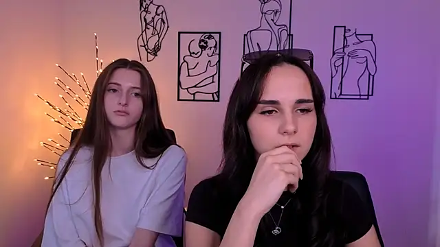 XXX chat uživo modela nekky_mouse