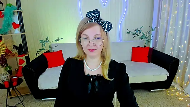 Chat +18 de YourUniverser ao vivo