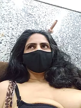SashaPatel লাইভ XXX চ্যাট
