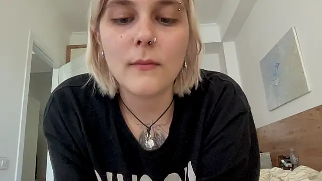 Chat +18 de Ella_Bloom ao vivo
