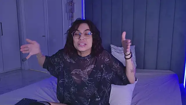 دردشة VioletAsh الجنسية المباشرة