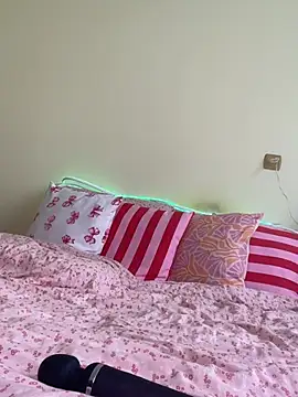 Cutee_Erika Adlı Modelin Canlı XXX Sohbeti