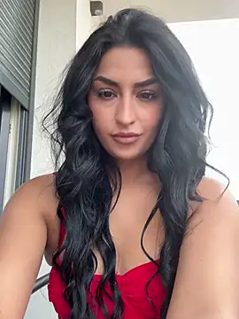 Mia_spicyy Adlı Modelin Canlı XXX Sohbeti