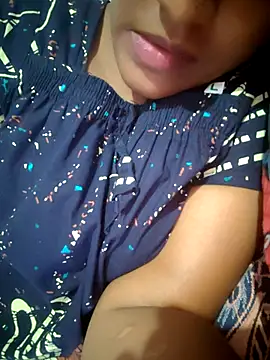 Tamil_Hot_HoneyBee's Live XXX Chat