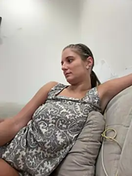 צ'אט XXX בשידור חי של jennifer11772