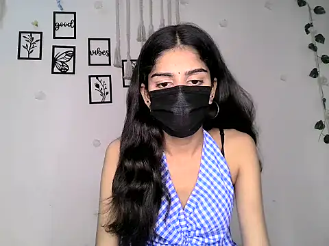 SASSY__BABY_ Adlı Modelin Canlı XXX Sohbeti