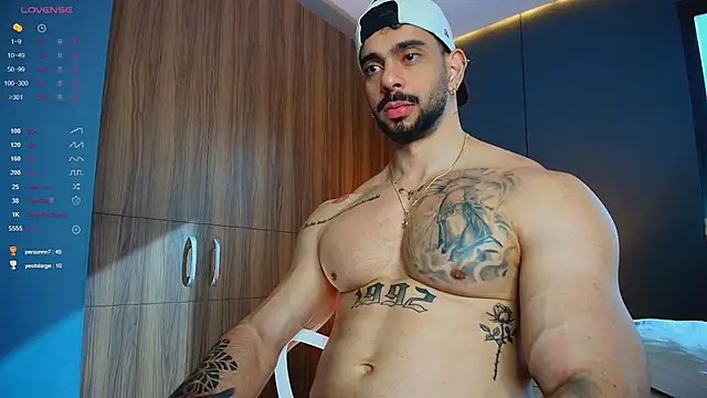 XXX chat uživo modela massimo_visconti