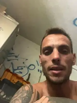 yari1991 webcam show