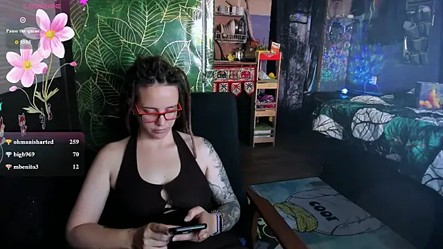 LisaFoxy_y Live XXX Chat