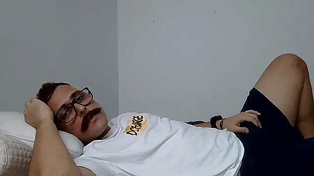 yanick931 live XXX chat