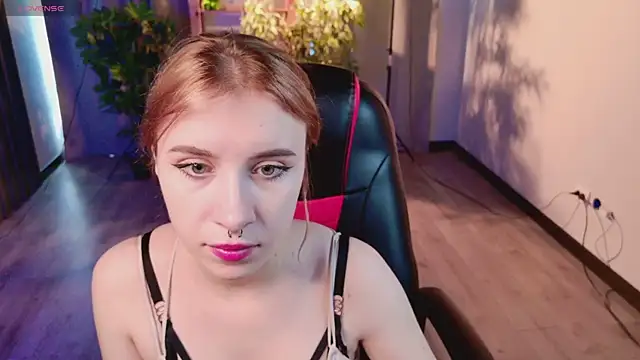 miraiakik's Live XXX Chat