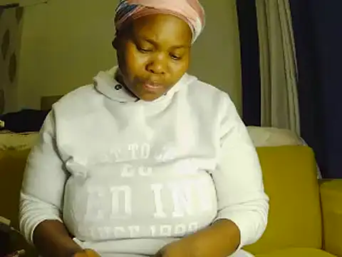 RealQueenOfSouth's Live XXX Chat