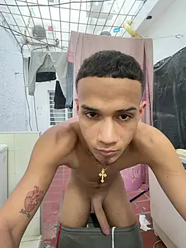 Živý XXX chat friends_lust_latin