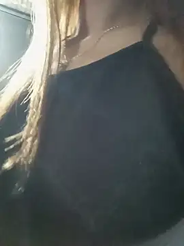 Chat +18 de GiniEi ao vivo
