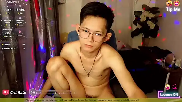 Jemjem69_SkinnyAsian Adlı Modelin Canlı XXX Sohbeti