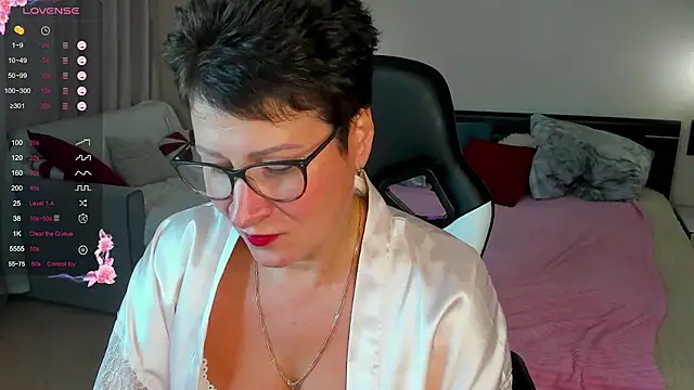 دردشة JennyMons الجنسية المباشرة