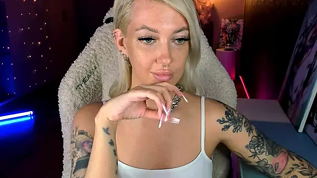 Živý XXX chat tykioty_Miley
