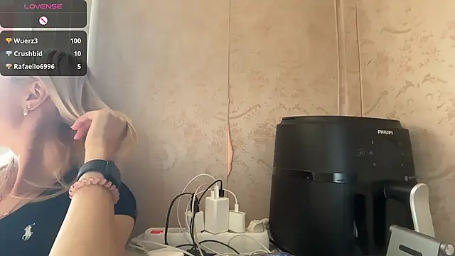 AngelJeni Adlı Modelin Canlı XXX Sohbeti
