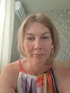 stellahere8 Live XXX Chat