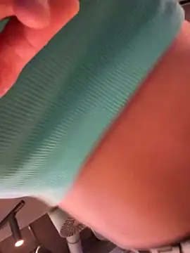 F3ckd0lllucy's Live XXX Chat