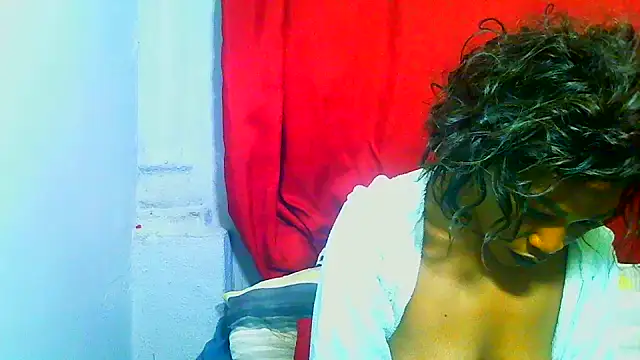 freaky_naughty Chat XXX in diretta