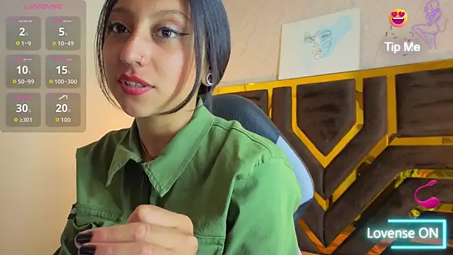 Sheilly_brown Adlı Modelin Canlı XXX Sohbeti