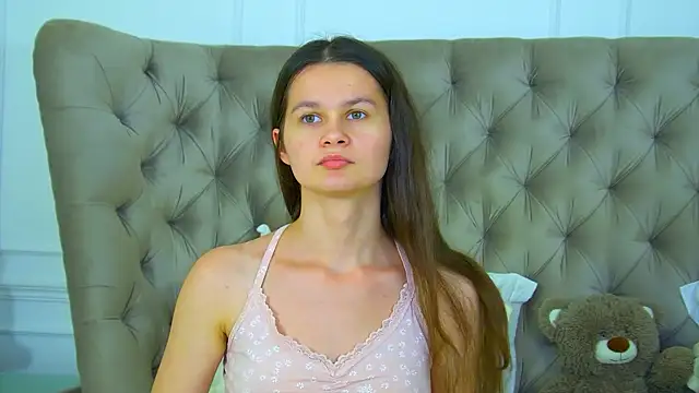 XXX chat uživo modela JuliettaTiffani