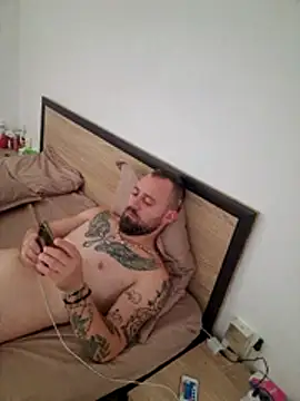 basmul97's Live XXX Chat