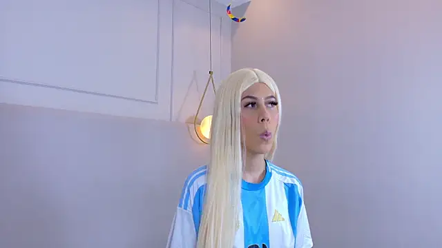 دردشة ZoeyPetit الجنسية المباشرة