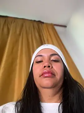 دردشة NoahJade الجنسية المباشرة