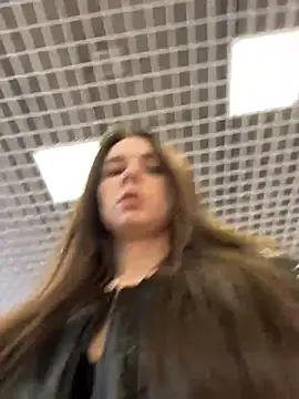 Ttixmila 现场XXX聊天