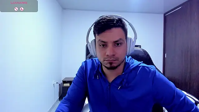 XXX chat uživo modela Rick_Adams