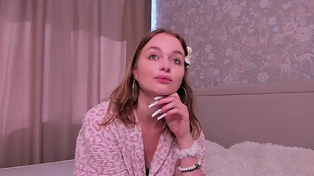 LillianPerry Adlı Modelin Canlı XXX Sohbeti