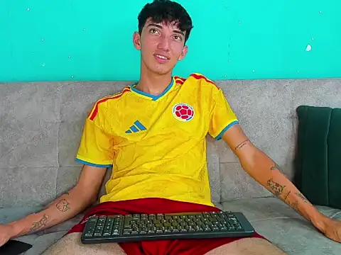 MaikolOrtizz webcam show