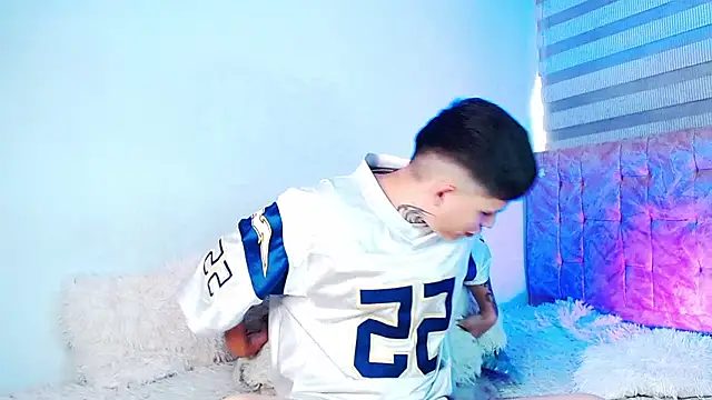 _justinmoon2 Adlı Modelin Canlı XXX Sohbeti