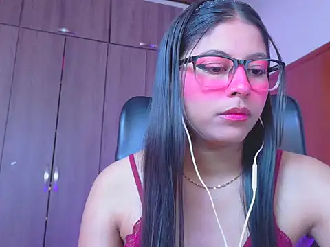 دردشة _ALLYSON18_ الجنسية المباشرة