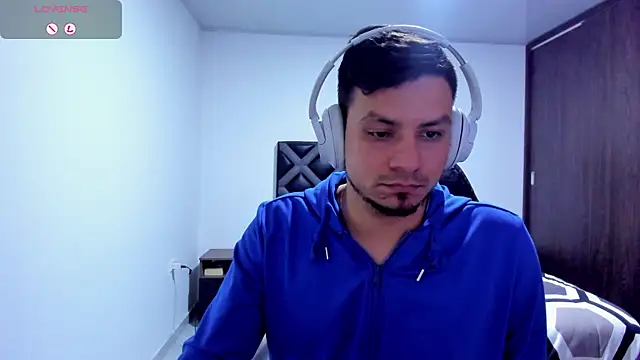 Rick_Adams 现场XXX聊天