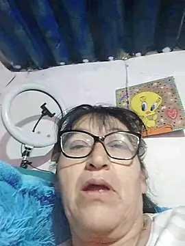clarita_01's Live XXX Chat