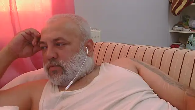 husoizmir Adlı Modelin Canlı XXX Sohbeti