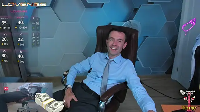 SteveTiger 现场XXX聊天