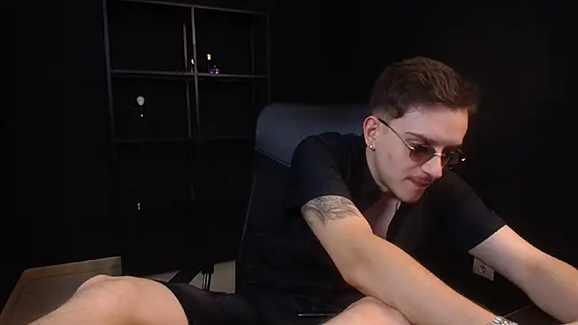 FelixStarkk Live XXX-chat