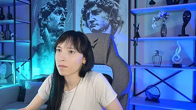 SeraphineSparda's Live XXX Chat
