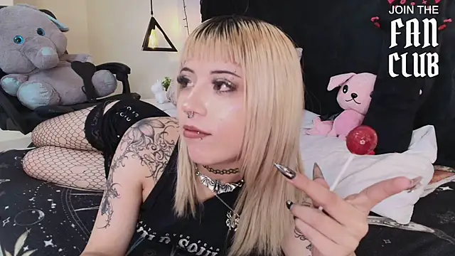 Živý XXX chat IvyBelle_
