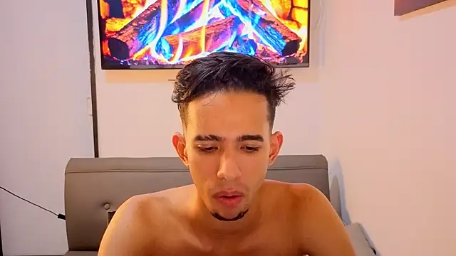 alexandro260 现场XXX聊天