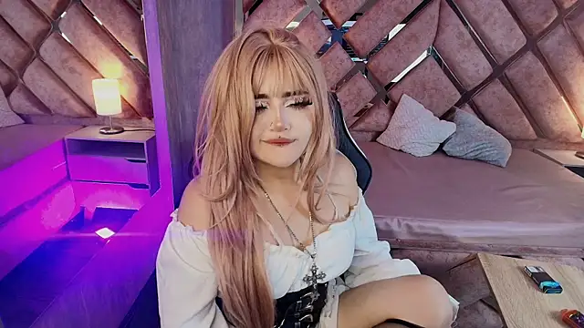 Chat XXX en directo de lya_nekko_