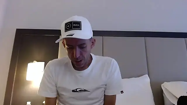 smokenstrokex Show in webcam